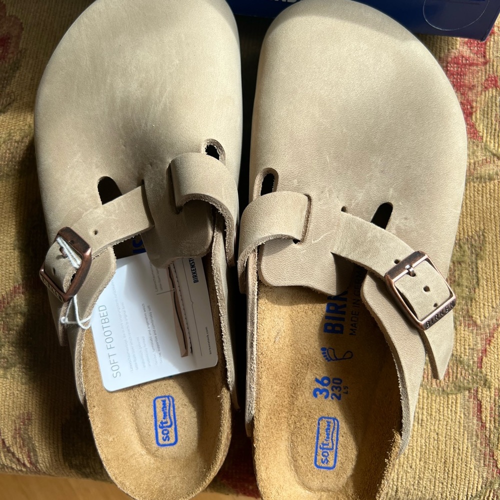 Birkenstock Bostons size 36